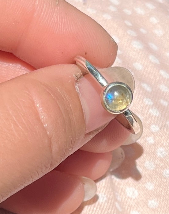 Sterling Silver Labradorite Cabochon Ring Size 7