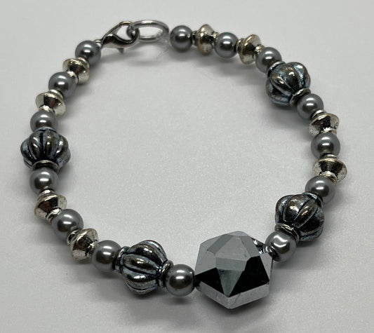 8" Mixed Bead Bracelet