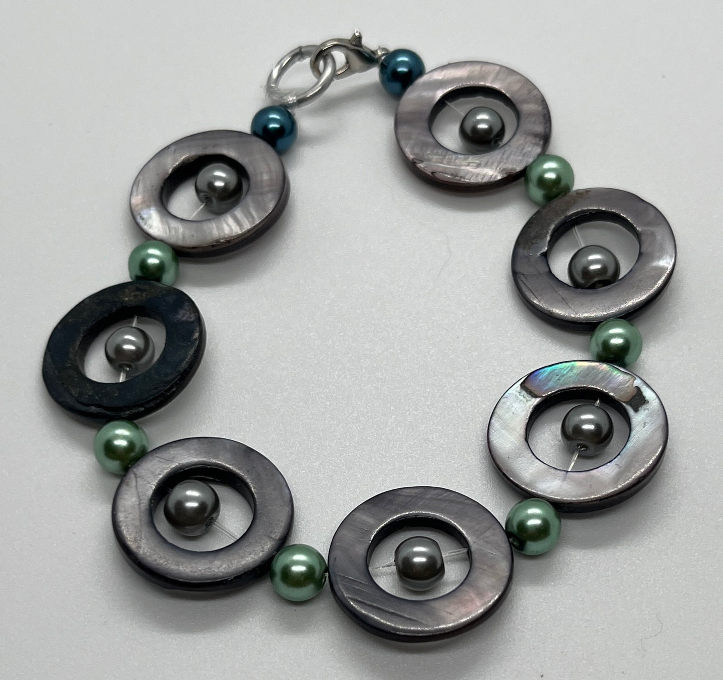 8.25" Mixed Bead Bracelet