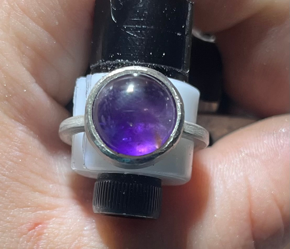 Sterling Silver Amethyst Cabochon Ring Size 7.5